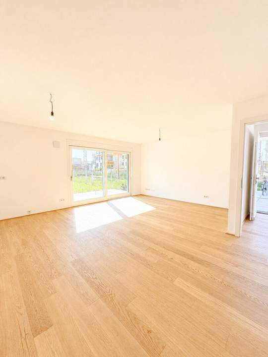 ***Provisionsfrei**NEUE**Helle 121 m² Eigentumswohnung – Erstbezug mit ca.100 m2 Garten, Balkon & Terrasse