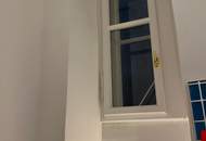 1090! Stilvolle Altbauwohnung in Ruhelage!