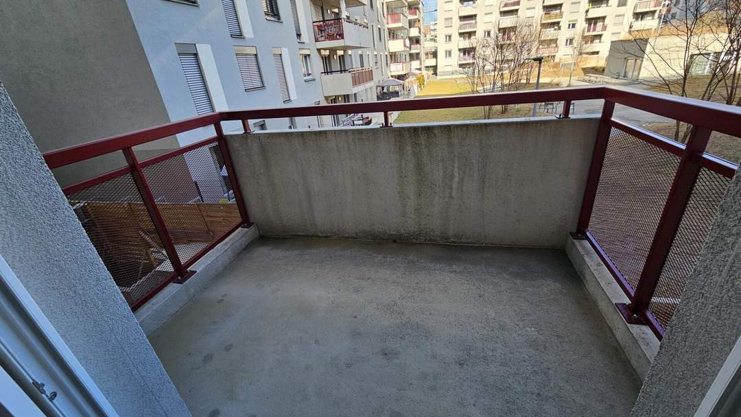UNBEFRISTET! Helle und charmante Wohnung mit Balkon