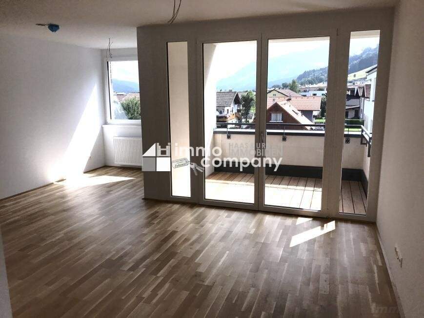 WATTENS neuwertige 2 Zimmer Mietwohnung mit Topausstattung + 2 Tiefgaragenplätze
