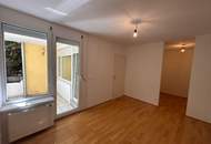 Terrassenwohnung mit 2 Zimmern in toller Lage!