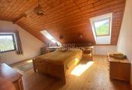 Mehrfamilienhaus mit Atelier, großem Grundstück und Fernblick ins Piestingtal