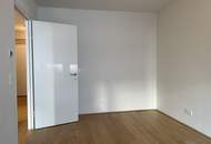 UNBEFRISTETE 3 Zimmer Neubau mit Loggia