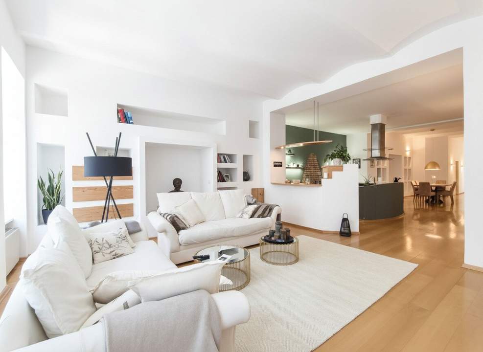 Exklusive Altbauwohnung mit 159 m² - 3 Zimmer, Ankleide, uvm – Extravagantes Wohnen mit Lift direkt in die Wohnung - Gemeinschaftliche Dachterrasse
