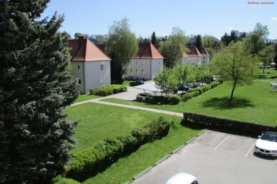 Sparen Sie sich eine Monatsmiete - heute einziehen und erst ab März bezahlen! Sofort verfügbare Familienwohnung bietet höchsten Wohnkomfort, entspannte Grünlage und herrlichen Ausblick!, Wohnung-miete, 732,14,€, 4400 Steyr(Stadt)