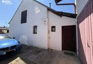 Haus in Loidesthal mit Terrasse, Garage und viel Potenzial zur Sanierung!