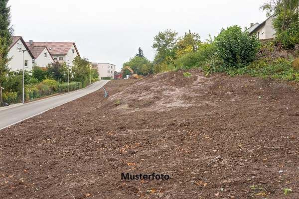 geplantes Mehrfamilienhaus + provisionsfrei +