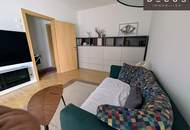 | HERRLICHER BLICK INS GRÜNE | CHARMANTE 3-ZIMMER-WOHNUNG | LOGGIA | ATTRAKTIVE LAGE