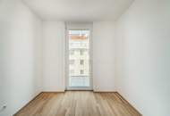 SOFORT EINZIEHEN >> charmante 3-Zimmer Wohnung mit bodentiefen Fenstern und 2 Balkone >> Top Anbindung