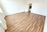 Die leise Seite des Stadtlebens! Kompakte Kleinstwohnung im 3.Stock mit eingereichtem, großen Balkon! U-Bahn um´s Eck! Ruhige Hoflage in 1030 Wien + Schönes Altbauhaus! Nicht zögern!