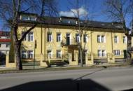 "Dachgeschosswohnung mit Terrasse"