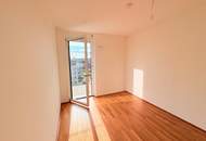 ## UBAHN Nähe - 3 Zimmer Wohnung # MIT KÜCHE #