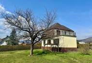 Haus mit großem Grundstück