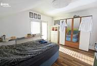 Einfamilienfamilienhaus mit Werkstatt & Lagerhalle, Garage und großem Garten mit Pool