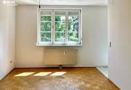HELLE, FREUNDLICHE SINGLE- oder PÄRCHENWOHNUNG