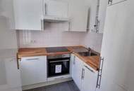 Schöne 3,5 Zimmer Altbauwohnung/Ordination im Nibelungenviertel nahe Schmelz, 1150!