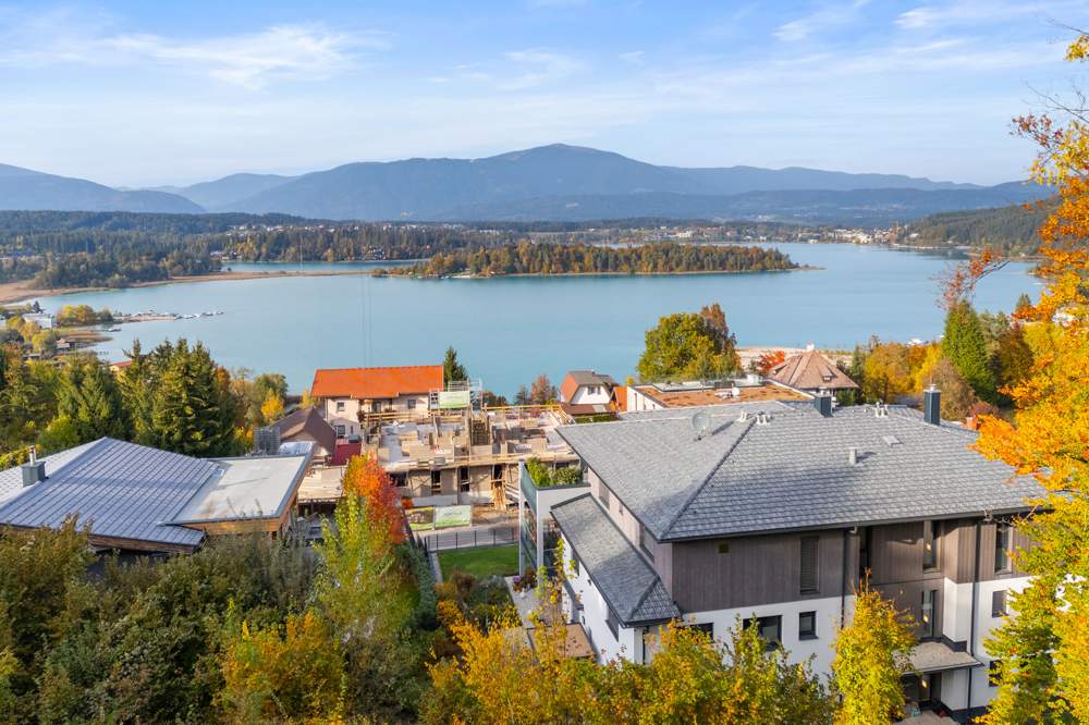 Moderne Wohnung mit Seeblick