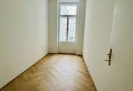 1070! GENERALSANIERTE 4-Zimmer-Altbauwohnung in der Neubaugasse!