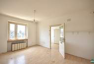 2-Zimmer-Altbau in ruhiger Lage – viel Potenzial zur individuellen Neugestaltung