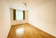 LOGGIA und RUHE-Perfekt angeordnete 3 Zimmer Wohnung