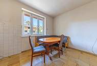 Leben im Grünen: Nachhaltige Liegenschaft mit Bauernhaus viel Land und Selbstversorger-Potenzial!