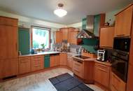 Idyllisch wohnen mit Weitblick – großzügiges Wohnhaus auf großem Grund mit Baulandreserve in Toplage am Waldrand