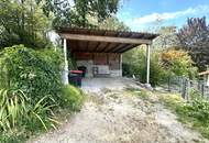 Kleines Haus mit Garten und Carport für Hobbygärtner