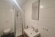 Charmante Dachgeschosswohnung mit Balkon – Ideal für Anleger!