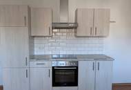 Ruhige, zentral gelegene Wohnung im Dachgeschoss mit Autoabstellplatz