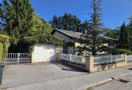 Bungalow mit Garage und großem Garten in Badener Grünruhelage!