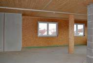Top Lage - Großzügiges Gebäude mit Tiefgarage, Terrasse, Garten - 17 Stellplätze, 3910