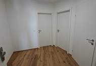 Gudrunstraße: Helle 2-Zimmer Wohnung