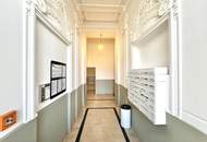 SANIERTE ALTBAUPERLE MIT BALKON I Belvedere &amp; Schweizergarten Nähe I Barrierefreier Zugang mit Lift I Fischgrätparkett &amp; Fußbodenheizung I perfekte öffentliche Anbindung