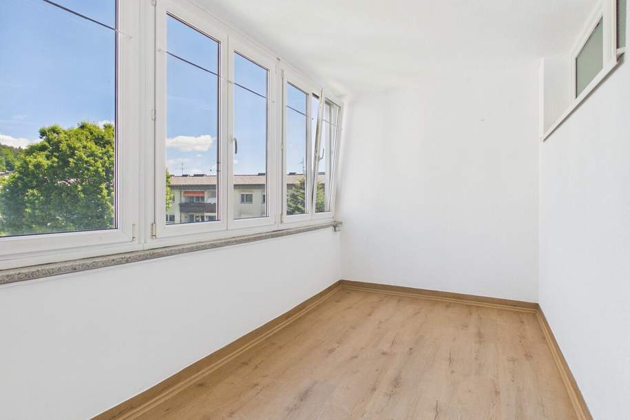 Freundliche Singlewohnung mit Lift und Wintergarten (Paracelsusgasse 16), Wohnung-miete, 750,00,€, 9020 Klagenfurt(Stadt)