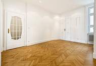 Luxus 4-Zimmer Altbaujuwel beim Schloßquadrat.