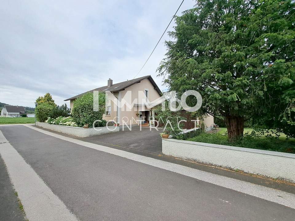 LIEBESVOLLES HAUS MIT DOPPELGARAGE UND SCHÖNEN GARTEN IN ANSFELDEN FÜR INVESTOREN OHNE WOHNBEDÜRFNIS