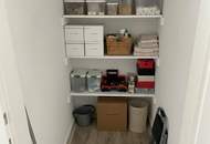 Familienfreundliches Wohnen in Perg: Gepflegte 3-Zimmerwohnung in ruhiger Umgebung und zentral gelegen mit allen Annehmlichkeiten direkt vor der Haustür! Jetzt mit KI-gestützter Visualisierung!