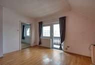 Zwei Häuser mit 3 Wohnungen und Geschäftslokal in Vöcklabruck. Sicher Finanzieren durch Mieteinnahmen.