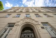 Stilvoller Luxus-Altbau in der Josefstadt | Erstbezug nach Sanierung | 4 Zimmer | 2 Bäder | Separate Küche | Teils Hoflage | Zimmer zentral begehbar | Ca. 10 Min. in die City