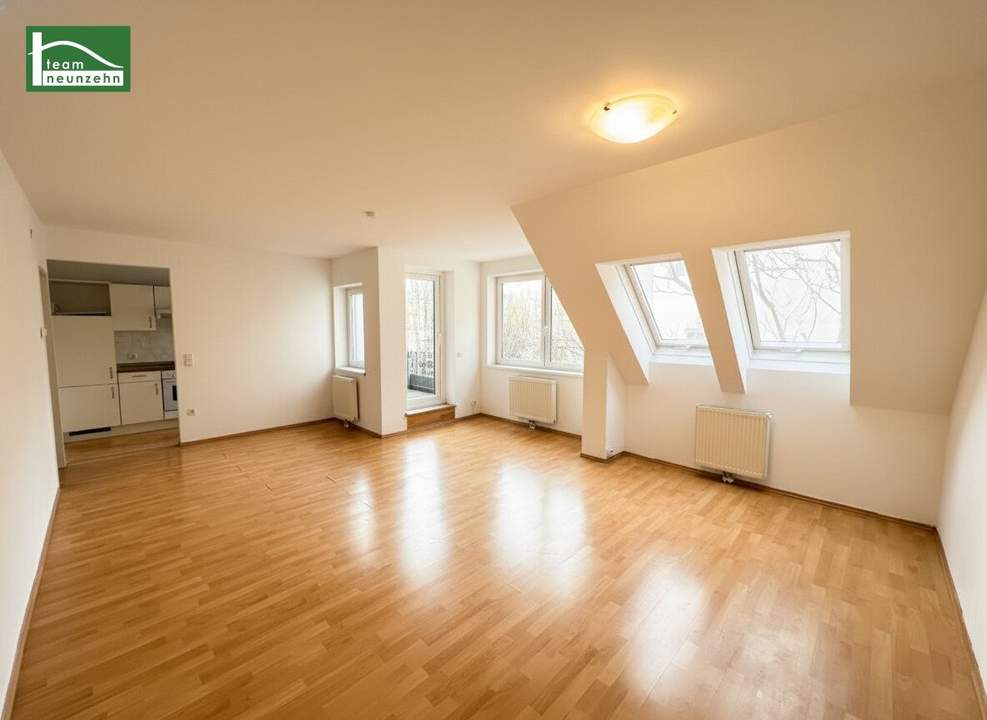 Hofseitige DG-Wohnung mit Terrasse in Sechshaus - 5 Gehminuten zu U4 und U6!