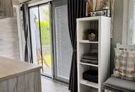 Neuwertige Seeliegenschaft-Minihaus bei Baden, 2 Zimmer, Garten, Terrasse, Stellplatz!