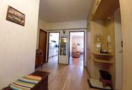 Charmante, ruhig gelegene 3 Zimmer-Wohnung, zentral begehbar, mit Balkon - WG geeignet