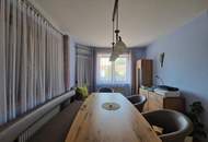 LIEBEVOLLER BUNGALOW MIT PARKÄHNLICHEM GARTEN IN TRAUMHAFTER RUHELAGE MIT HERRLICHEM GRÜNBLICK