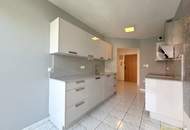 TOP PREIS-LEISTUNG! Geräumige Maisonette. 4 ZIMMER, 2 BÄDER, BALKON. FERNWÄRME!