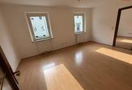 Ein Zuhause zum Ankommen und Wohlfühlen: gemütliche 3-Zimmer-Erdgeschosswohnung mit Charakter in Münichholz - ruhige, zentrumsnahe Lage in Steyr mit ausgezeichneter Anbindung!