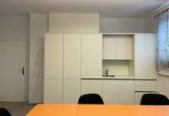 Möblierte Bürofläche (Umnutzung auf Wohnung möglich) im Erdgeschoss – zentral mitten in Salzburg