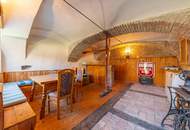 Historisches Stil-Altbaujuwel mit Ausbaupotenzial in Ravelsbach!