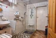 Vierkanter mit großem Innenhof und vielseitigen Nutzungsmöglichkeiten in Buttendorf