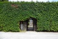 SCHMUCKES LANDHAUS MIT UNEINSEHBAREN GARTEN IN SCHÖNER, SONNIGER LAGE!