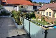 SONNIGES &amp; MODERNES TERRASSENAPARTMENT IN DREIPARTEIENHAUS